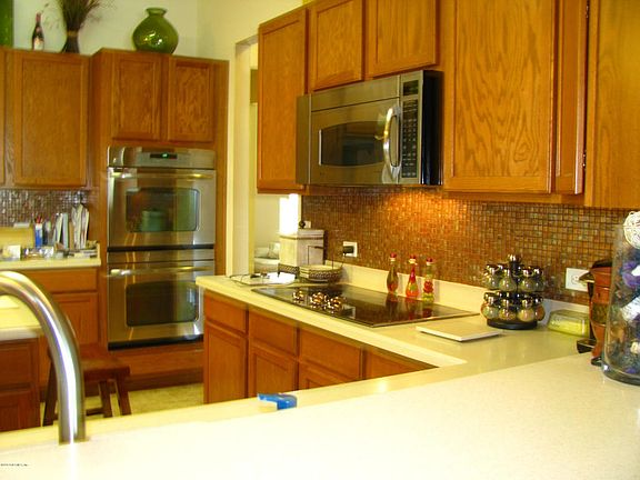 5th image of 11563 Johnson Creek Cir