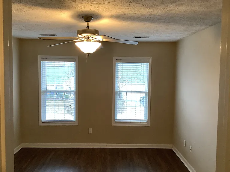 4617 Split Rail Dr — Photo 8