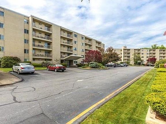 deeded parking