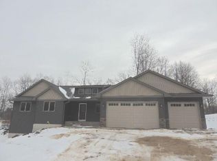 1166 Timber Path, Menomonie, WI 54751