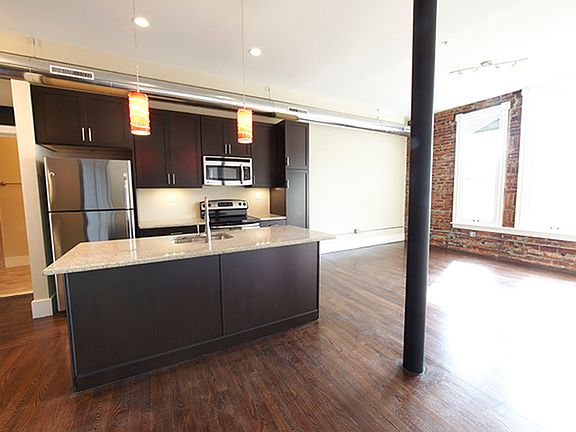 5th image of 101 Main St APT 202