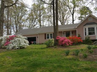 103 Farmingdale Rd, Fuquay Varina, NC 27526