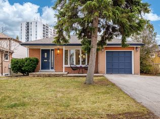 57 Bledlow Manor Dr, Toronto, ON M1E1B1