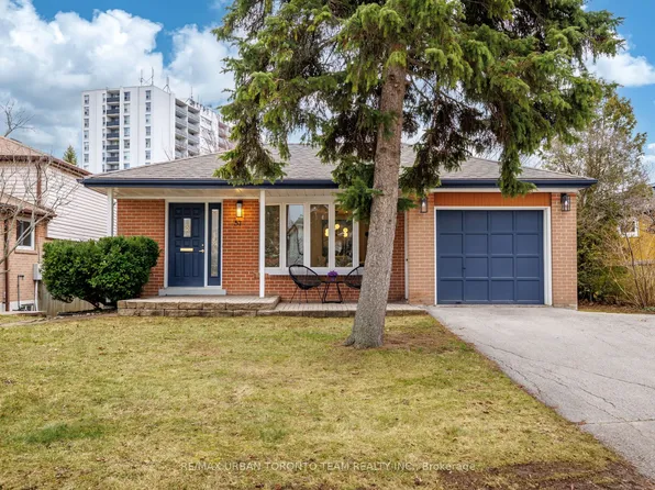 57 Bledlow Manor Dr, Toronto, ON M1E 1B1