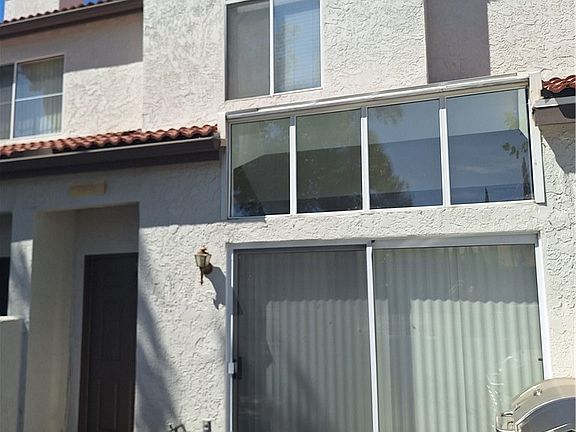 4th image of 29588 Courtney Pl