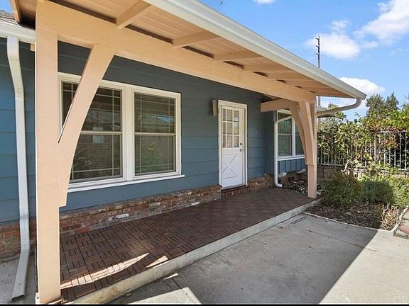 3rd image of 6020 Coldwater Canyon Ave #C