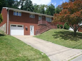 739 Shadyside Dr, West Mifflin, PA