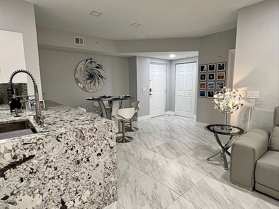5th image of 2109 Tuscany Way #2109