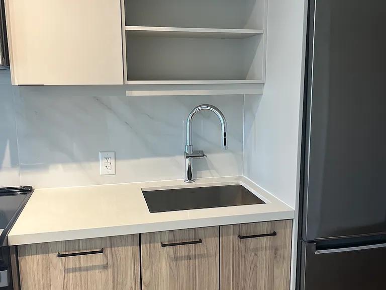 203 Jarvis St #2702 — Photo 14