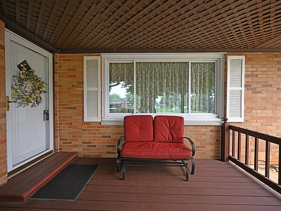3rd image of 4421 Shawnray Dr