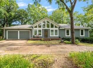 27351 W 87th St, Lenexa, KS 66227