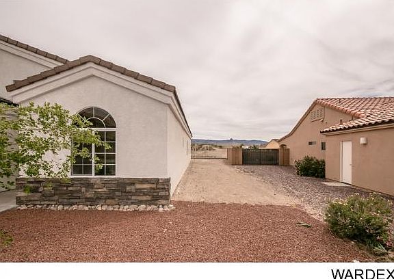 3rd image of 4850 S Mesa Amarilla Ln