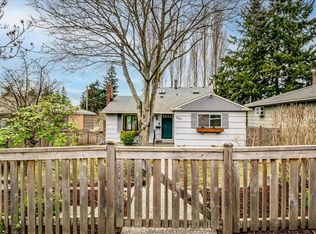 3839 46th Ave SW #A, Seattle, WA 98116