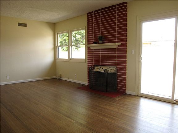 4th image of 329 E Edna Pl