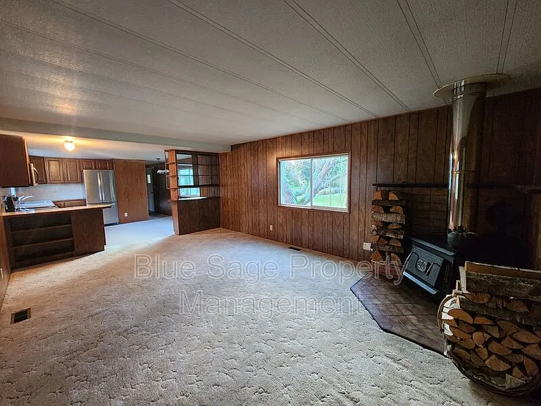 241 Evans Rd — Photo 5
