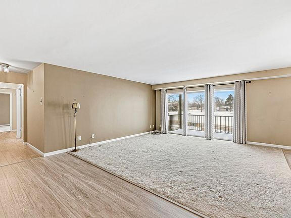 5th image of 1077 Greenleaf Blvd APT 216