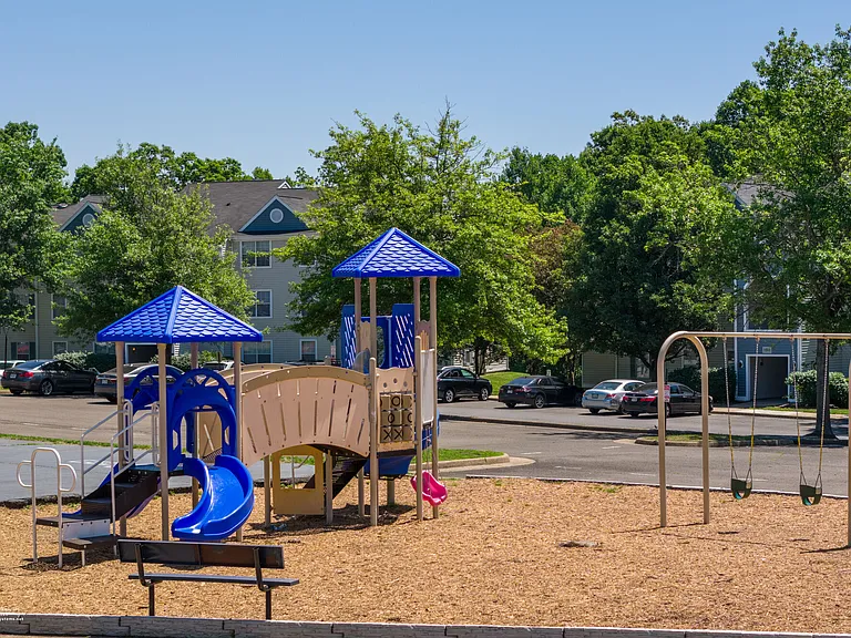 Arbor Grove — Photo 32