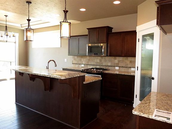 4th image of 4305 S Big Horn Ln