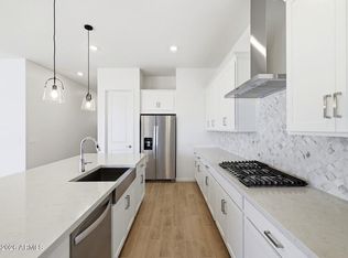 1142 W Haynes Way, Apache Junction, AZ 85120