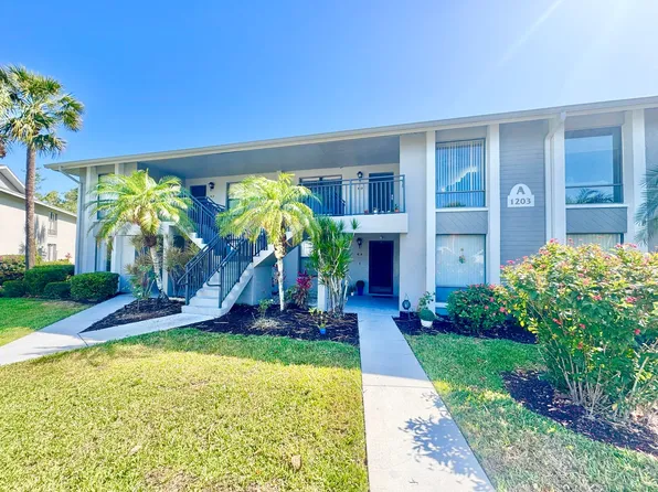 1203 Commonwealth Cir APT 201, Naples, FL 34116
