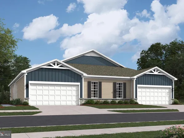 140 Delhaas Cir, Bristol, PA 19007