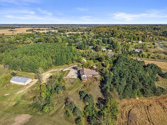 2nd image of 7165 Town Line ROAD