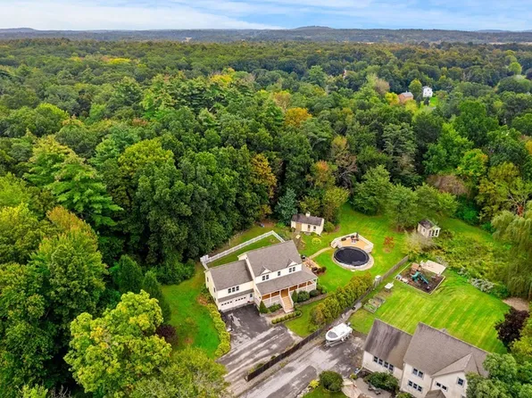 58 Fruit St, Newbury, MA 01951