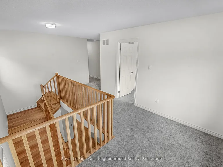 1066 Denton Dr — Photo 23