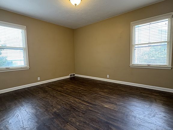 4th image of 2395 E Bernadine Dr