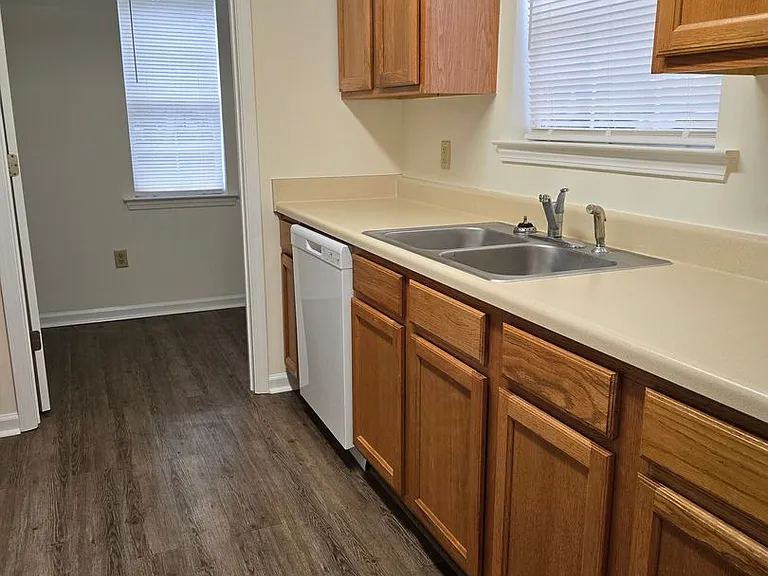 9814A Whitfield Avenue Ext — Photo 7