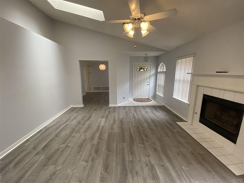 1st image of 4334 Montage Dr