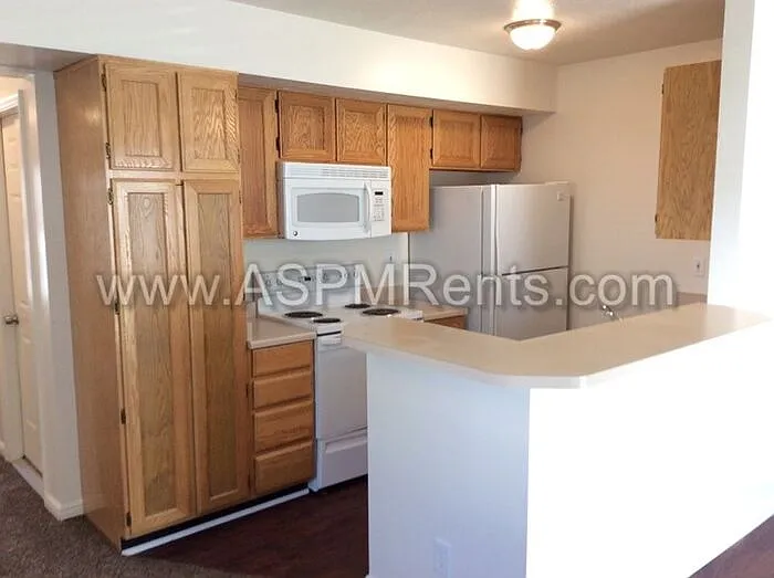 3235 W Brynwood Pine Bay — Photo 3