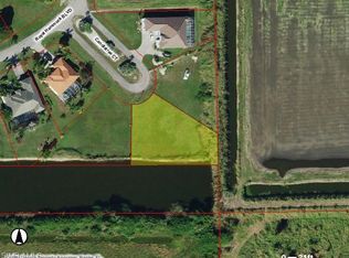 18607 Candletree Ct, Naples, FL 34114