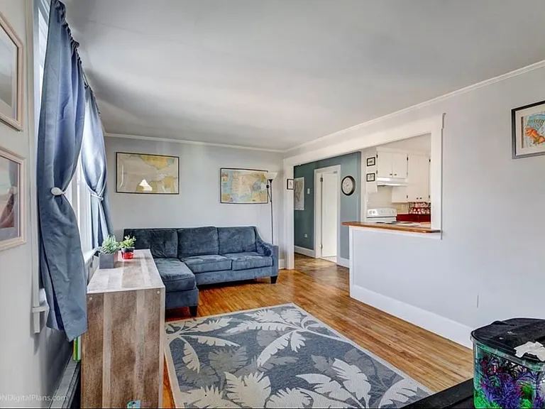 29 Sherwood Rd #2 — Photo 1