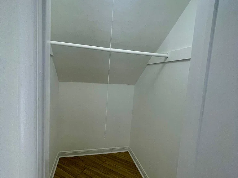 11818 Gateway Blvd #5B — Photo 13