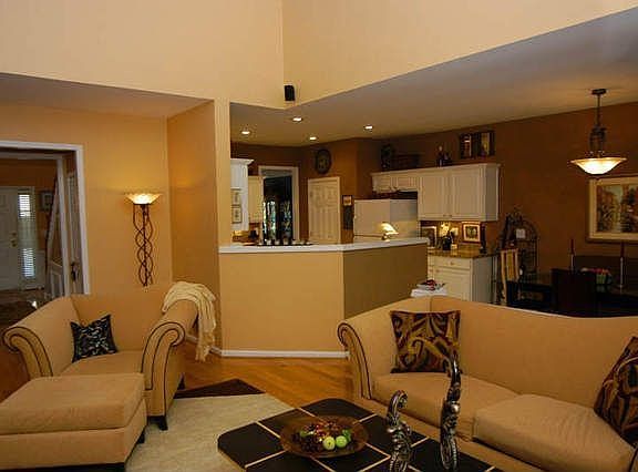 4th image of 3213 Amblewood Ct