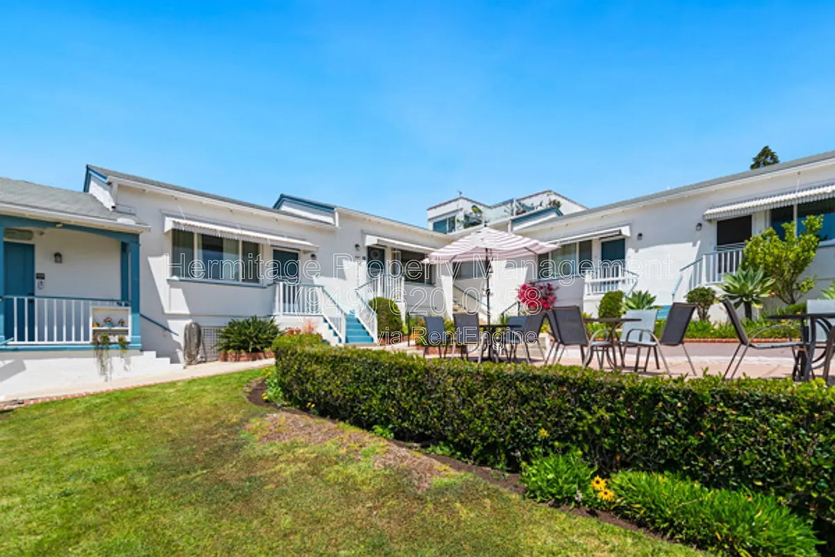 Building Photo - 564 Cliff Dr #6