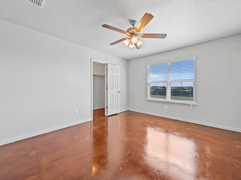3749 W Amity Rd #A — Photo 12