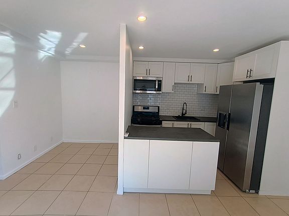 3rd image of 8761 Jumilla Ave