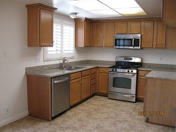 5th image of 1965 Coulston St APT 33