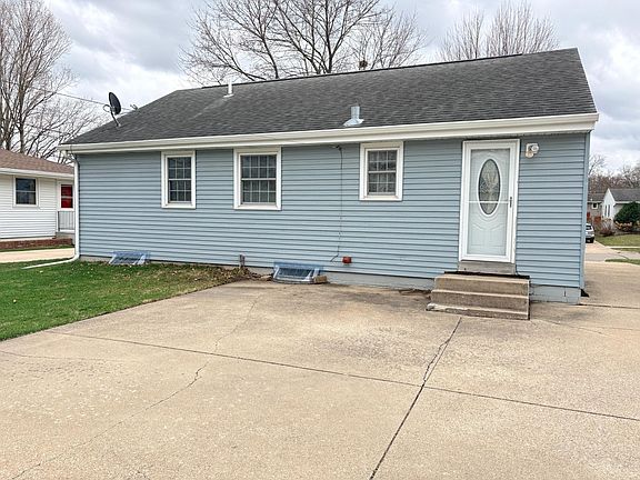 2nd image of 3909 7th Pl NW