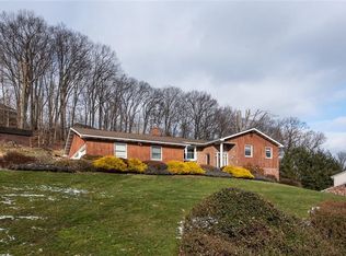 153 Skyview Dr, Greensburg, PA