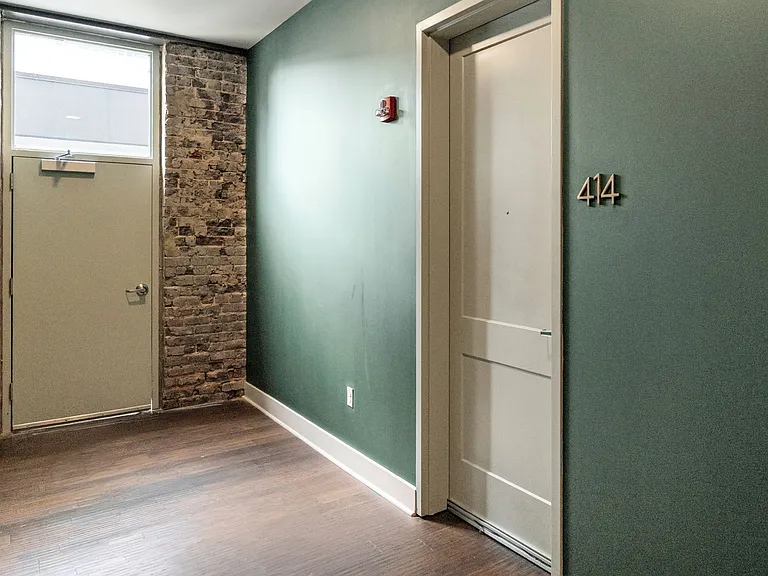 1801 2nd Ave #414 — Photo 3