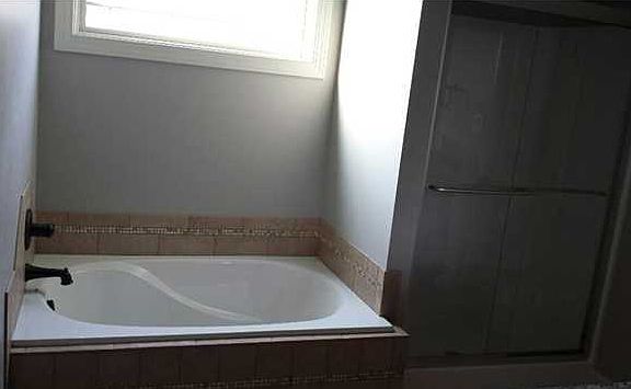 5th image of 436 Thoroughbred Dr