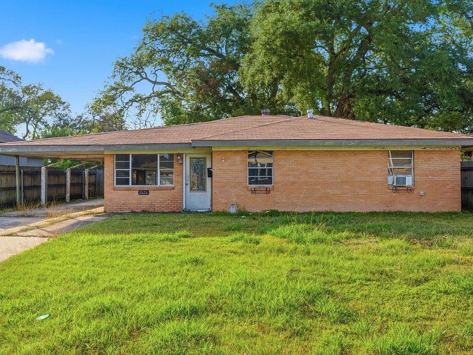 1st image of 2424 Tupelo St