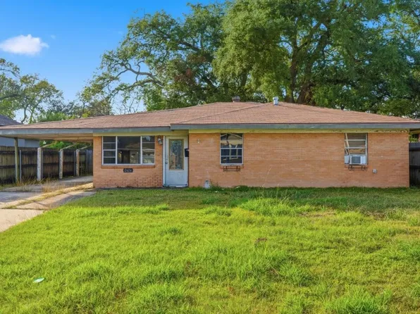 2424 Tupelo St, Lake Charles, LA 70601