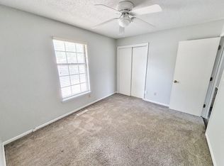 3104 SW Jackson St, Blue Springs, MO 64015