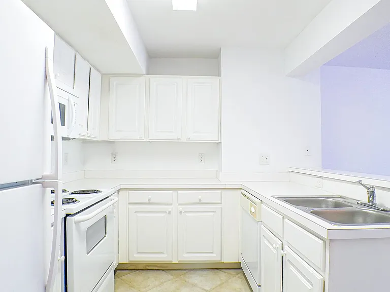 4113 Residence Dr #211 — Photo 9
