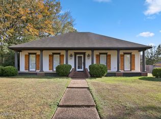 117 Oak Ridge Cir, Madison, MS 39110
