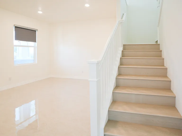 2717 E Murdock Ln — Photo 13